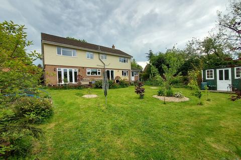 4 bedroom detached house for sale, Fir Tree Lane, Chelmsford CM3
