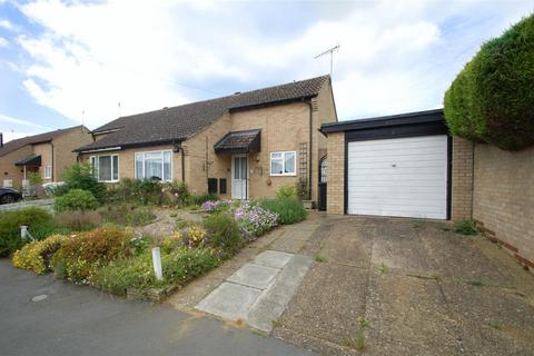 2 Abbot Thurston Avenue, Ely, CB6 1BP