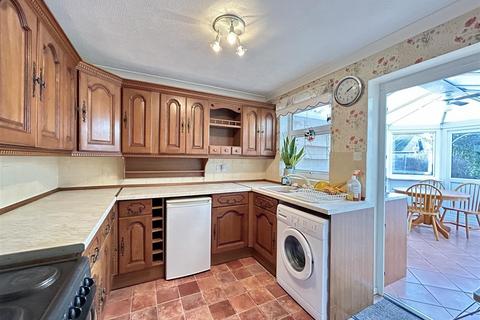 2 Abbot Thurston Avenue, Ely, CB6 1BP