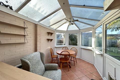 2 Abbot Thurston Avenue, Ely, CB6 1BP