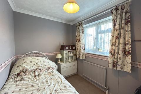 2 Abbot Thurston Avenue, Ely, CB6 1BP