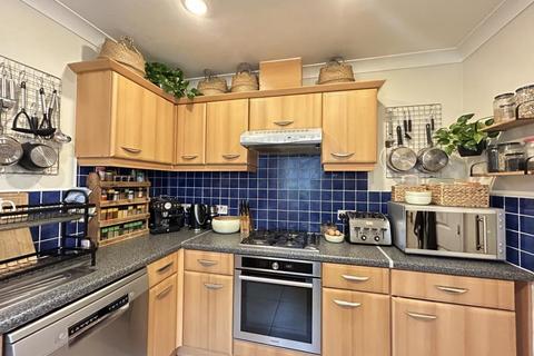 98 Brooke Grove, Ely, CB6 3WU