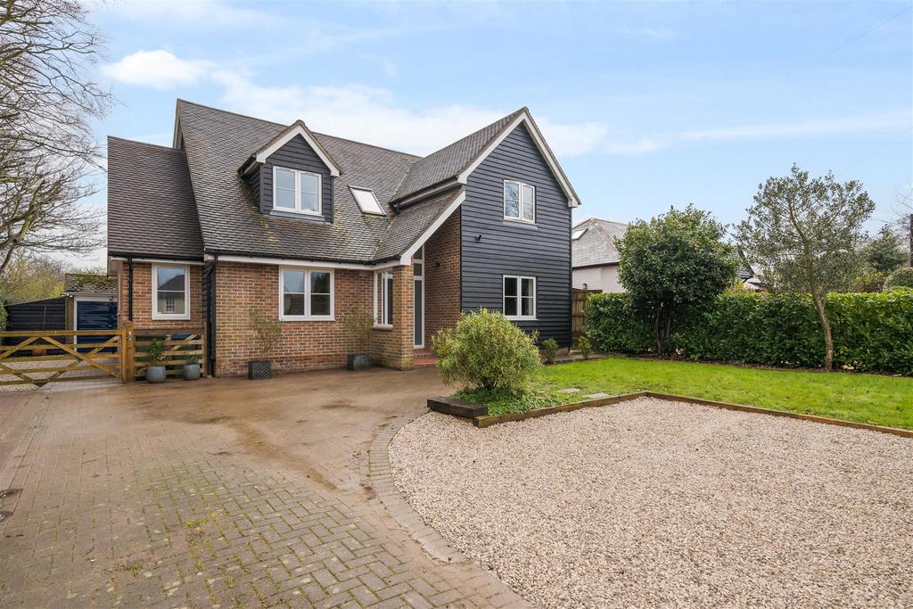 Coach Hill, Titchfield Village PO14 4 bed detached house for sale £