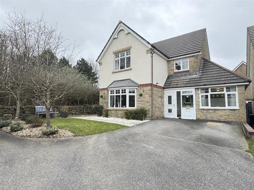 Road, St. Austell 4 bed detached house for sale £385,000