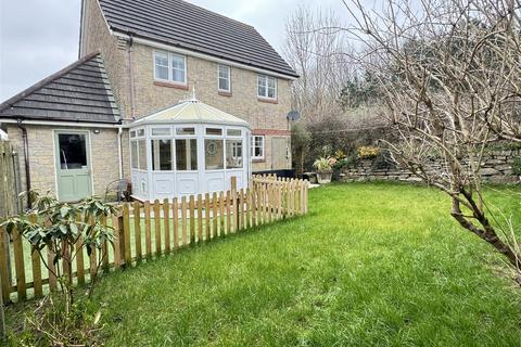 4 bedroom detached house for sale, Larcombe Road, St. Austell
