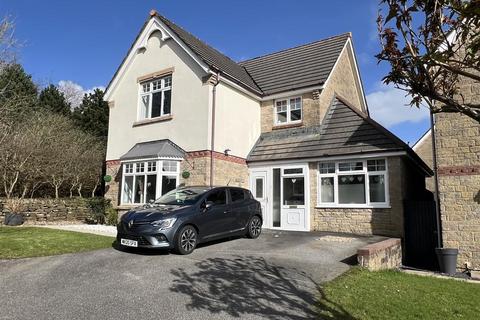 60 Larcombe Road, St Austell, PL25 3EZ
