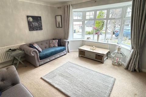 60 Larcombe Road, St Austell, PL25 3EZ
