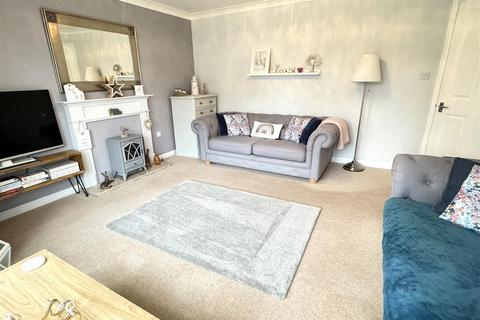 60 Larcombe Road, St Austell, PL25 3EZ