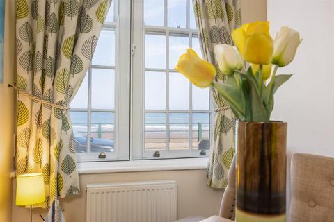 2 bedroom apartment for sale, 1 Whitehaven, The Parade, Sandsend