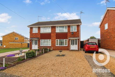 3 bedroom semi-detached house for sale, Blenheim Road, King's Lynn