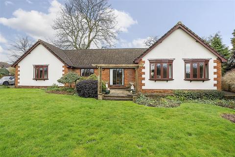 3 bedroom detached bungalow for sale, Bridge Street, Fareham PO14