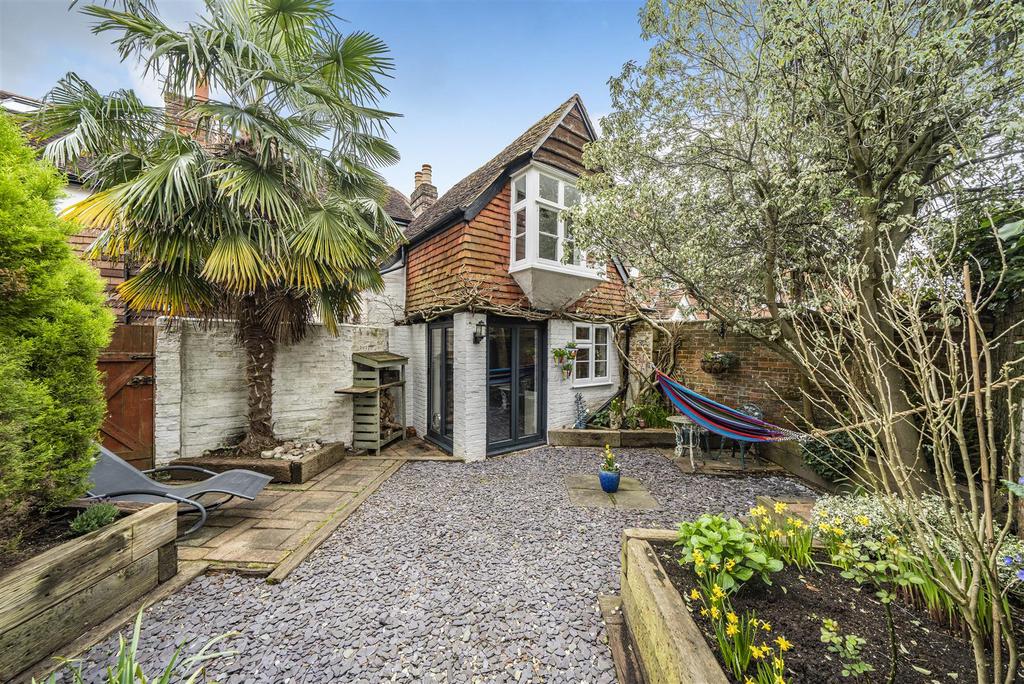 East Street, Fareham PO14 3 bed terraced house for sale £420,000