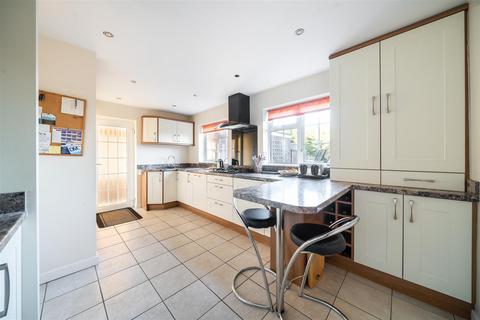 4 bedroom detached house for sale, Hearne Gardens, Southampton SO32
