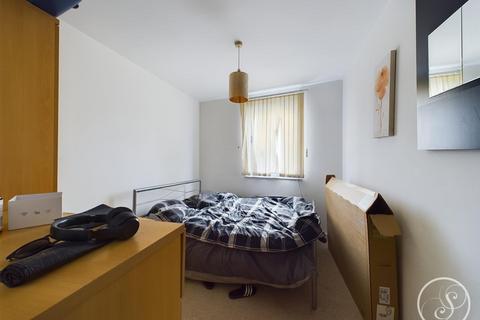 2 bedroom apartment to rent, Echo Central, Cross Green Lane, Leeds
