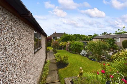 3 bedroom semi-detached bungalow for sale, Templegate Drive, Leeds