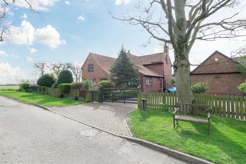 4 bedroom detached house for sale, Sand Lane, Osgodby, Selby