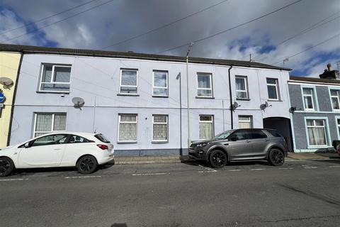 2 bedroom flat for sale, Dean Street, Aberdare CF44