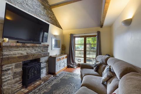 2 bedroom barn conversion for sale, The Old Coach House, Bucknell