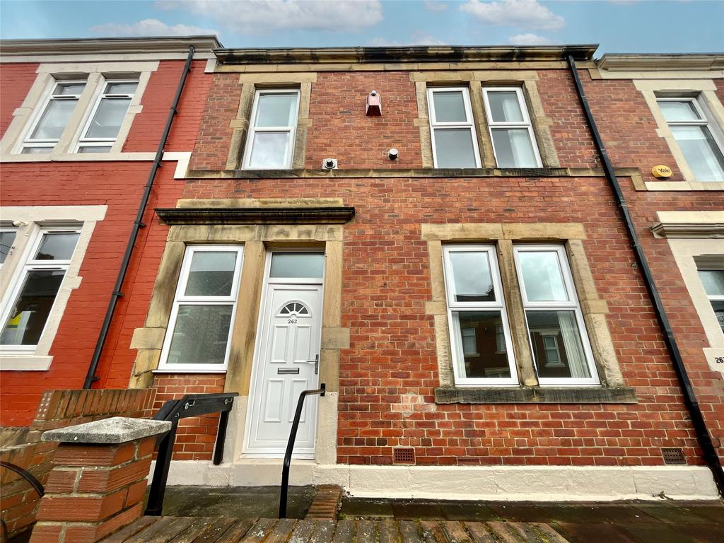 Eastbourne Avenue, Gateshead, NE8 3 bed terraced house £200,000