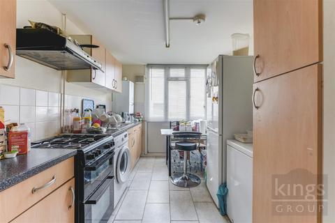 3 bedroom end of terrace house for sale, Kennedy Avenue, Enfield