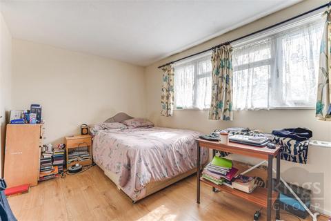 33 Kennedy Avenue, Enfield, EN3 4PB