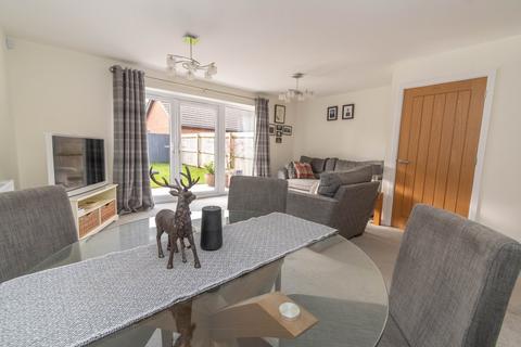 10 Clover Road, Swaffham, PE37 8FJ