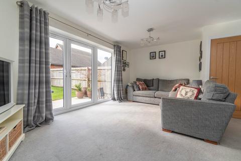 10 Clover Road, Swaffham, PE37 8FJ