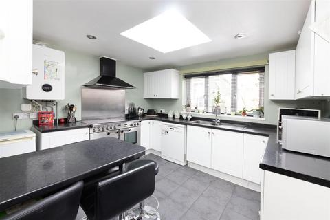 5 bedroom semi-detached house for sale, Richmere Road, Didcot