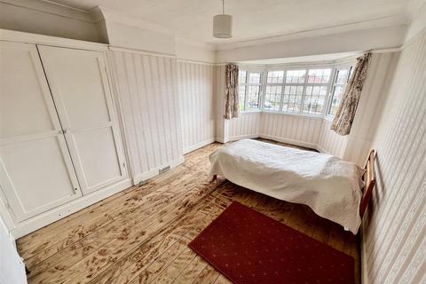 26 Reservoir Road, Solihull, B92 8BB
