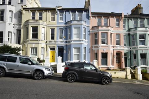 5 bedroom terraced house for sale, Braybrooke Road, Hastings