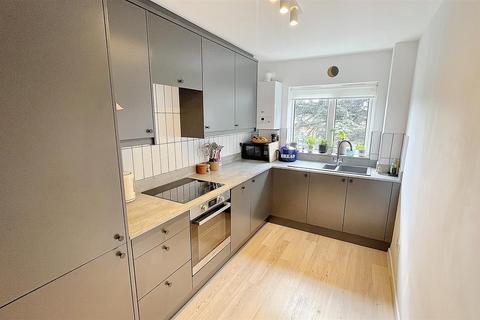 Flat 15, Evergreen Court, 1a Ashfield Avenue, Birmingham, B14 7AT