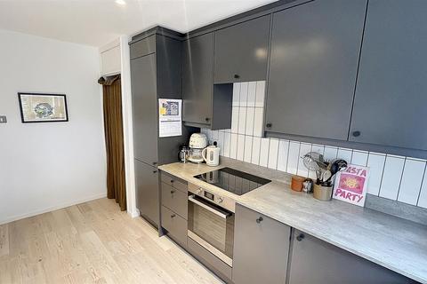 Flat 15, Evergreen Court, 1a Ashfield Avenue, Birmingham, B14 7AT