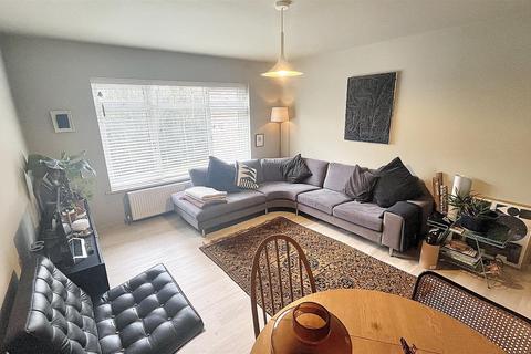 Flat 15, Evergreen Court, 1a Ashfield Avenue, Birmingham, B14 7AT