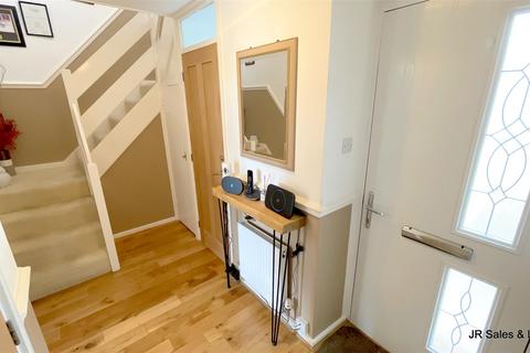 112 Cavell Road, Cheshunt, Waltham Cross, EN7 6JL