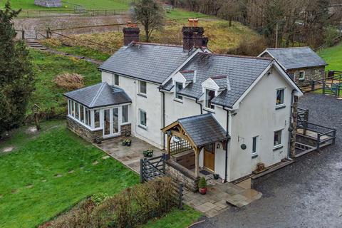 4 bedroom detached house for sale, Dolfach, Newtown
