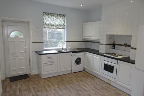3 bedroom terraced house to rent, Howson Road, Deepcar, S36 2QS
