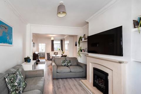 28 Barnfield Road, Belvedere, DA17 5NG