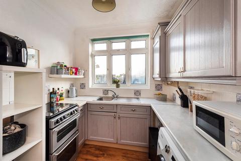 28 Barnfield Road, Belvedere, DA17 5NG