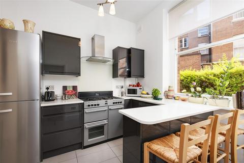 3 bedroom flat for sale, Cannon Hill, West Hampstead, NW6