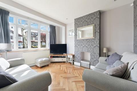 162 Bridgewood Road, Worcester Park, KT4 8XT