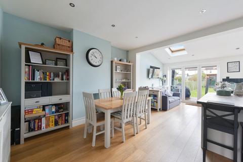 162 Bridgewood Road, Worcester Park, KT4 8XT