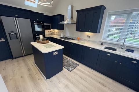 5 Beech Grove, Newhall, Swadlincote, DE11 0NH