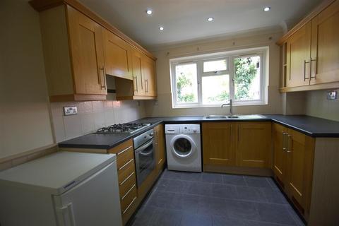 3 bedroom detached house to rent, Iron Drive, Hertford SG13