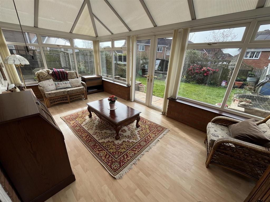Redhill Lodge Road, Swadlincote DE11 6 bed detached house for sale £