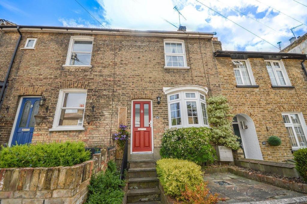 Musley Hill, Hertfordshire SG12 2 bed terraced house £1,400 pcm (£323 pw)