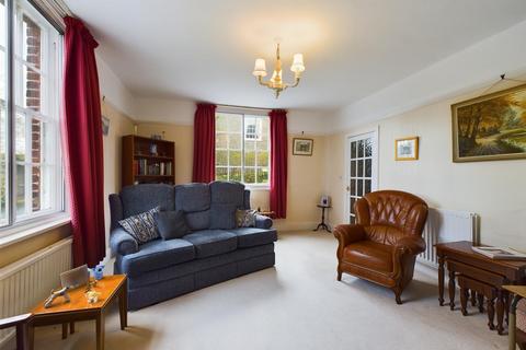 4 bedroom townhouse for sale, The Square, Kington