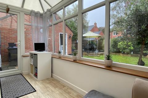 3 bedroom detached house for sale, Barrys Close, Woodville DE11