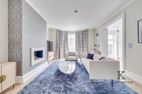 5 bedroom apartment to rent, Drayton Gardens, London SW10
