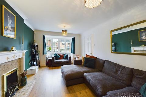 4 Basingfield Close, Old Basing, Basingstoke, RG24 7BQ