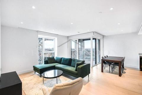 3 bedroom apartment for sale, Parkside Apartments, Cascade Way W12